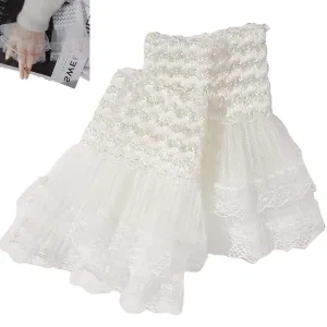 1 Pair Nail Art Photo Shoot Cuffs, Lolita Lace Gloves Women's Floral Lace Short Wrist Cuff for Wedding Masquerade, White