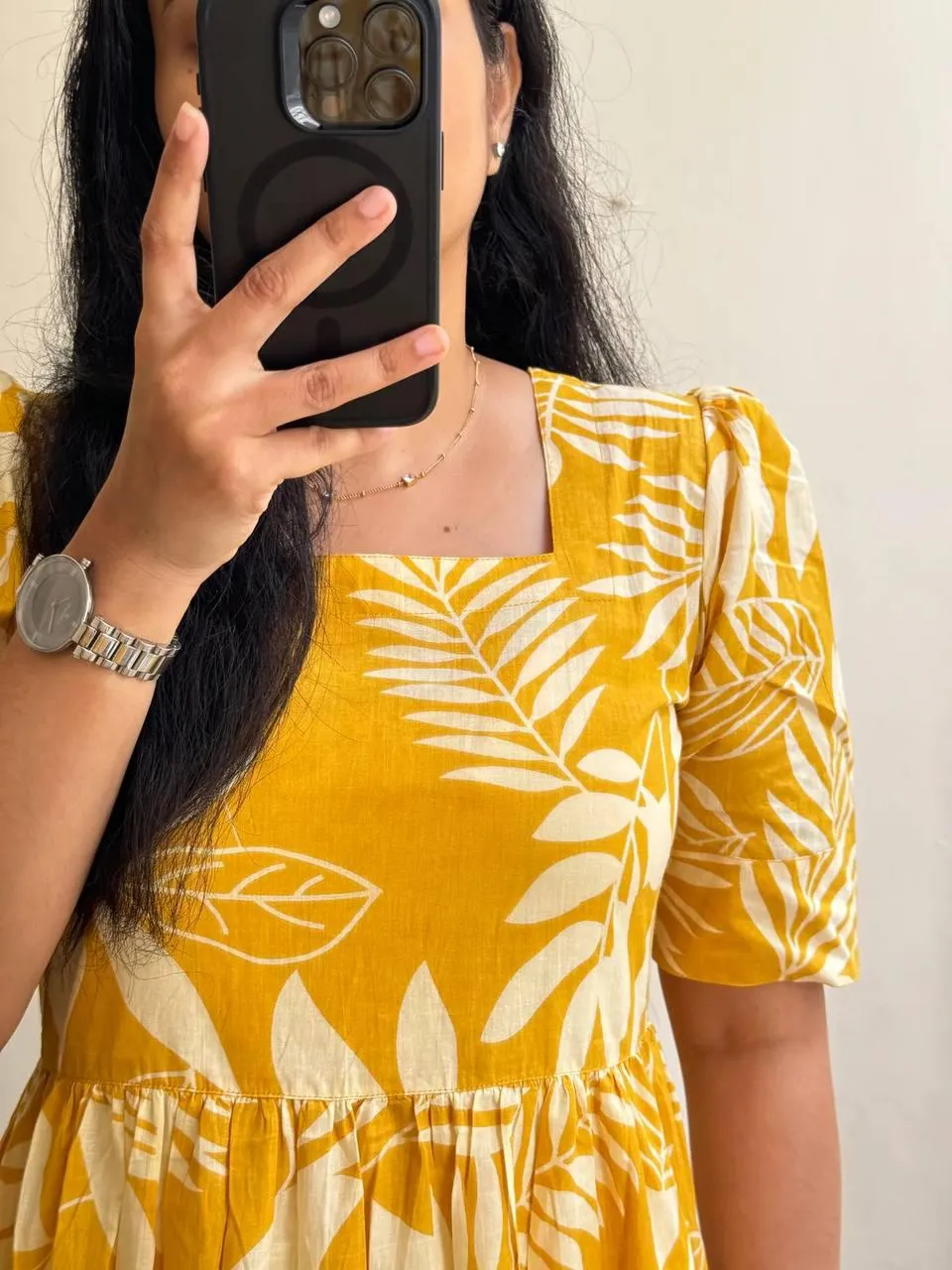 1485 MANGO LEAF 💛🤍
