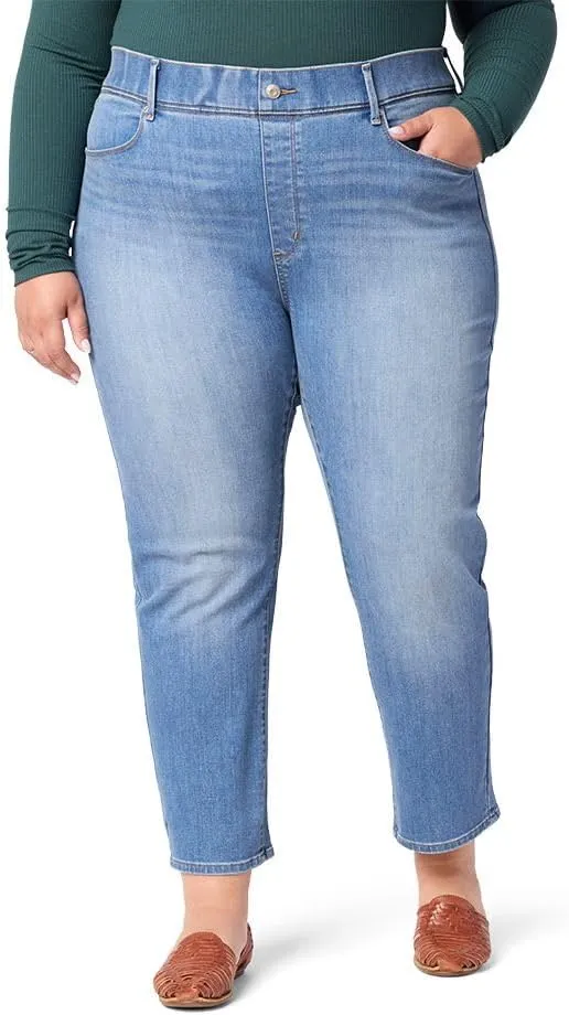 Levi Strauss Signature Gold Womens Totally Shaping Ultimate Pull-on Ankle Straight Jeans (Also Available in Plus)