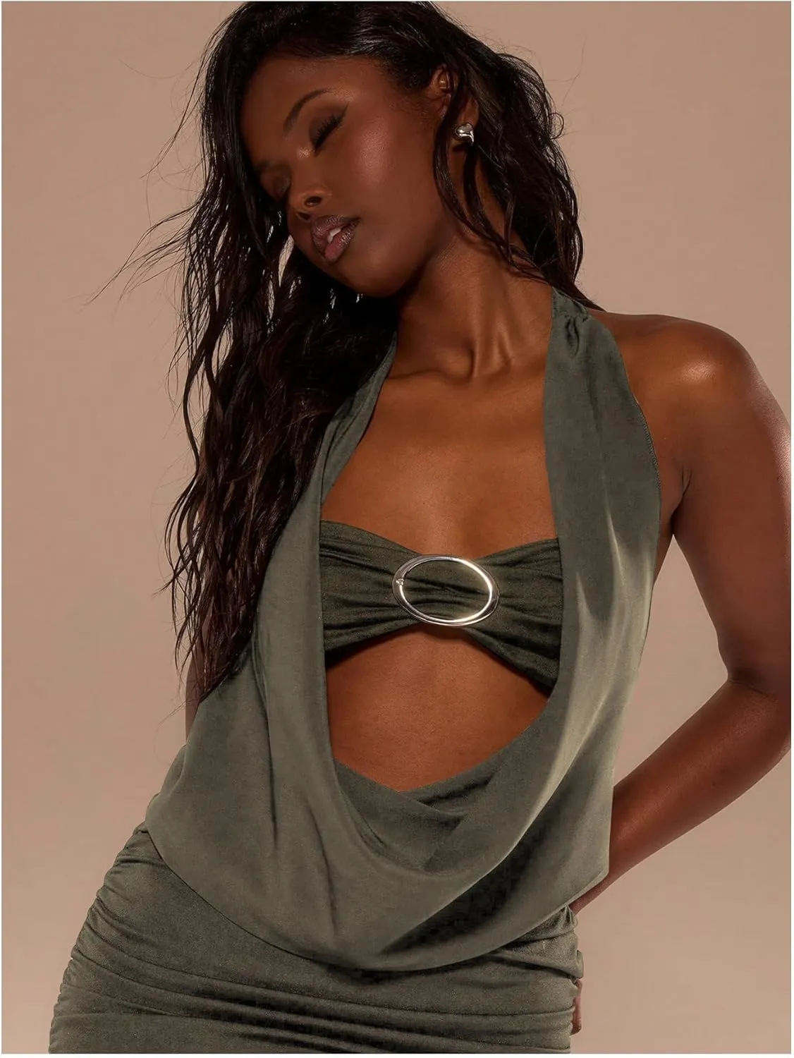 Verdusa Women's Sexy Backless Halter Ruched Crop Tops Drape Cut Out Going Out Tops with Bandeau Bra